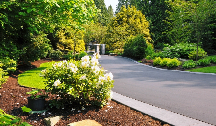 Tarmac driveway specialists in Kingston upon Thames